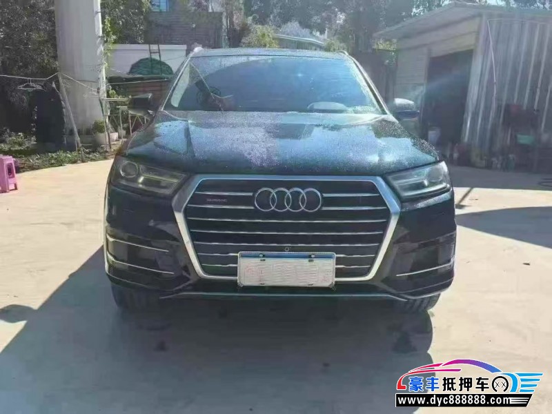 抵押车出售16年奥迪Q7轿车