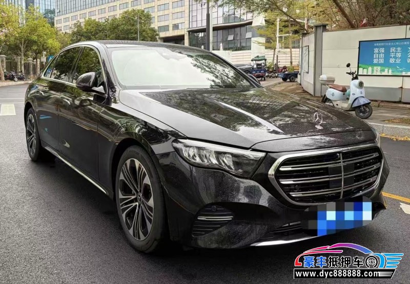 25年奔驰E轿车抵押车出售