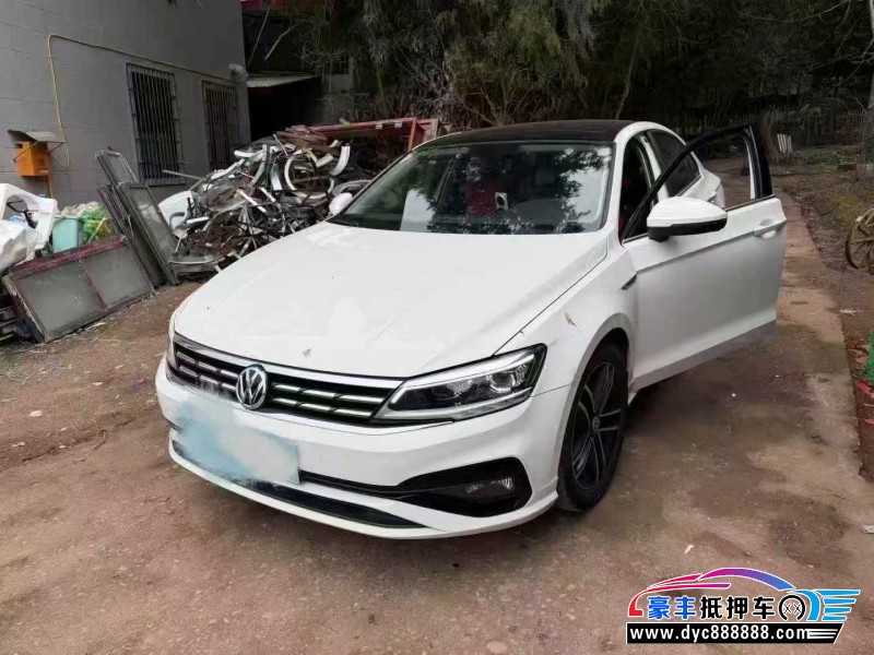 21年大众凌渡轿车抵押车出售