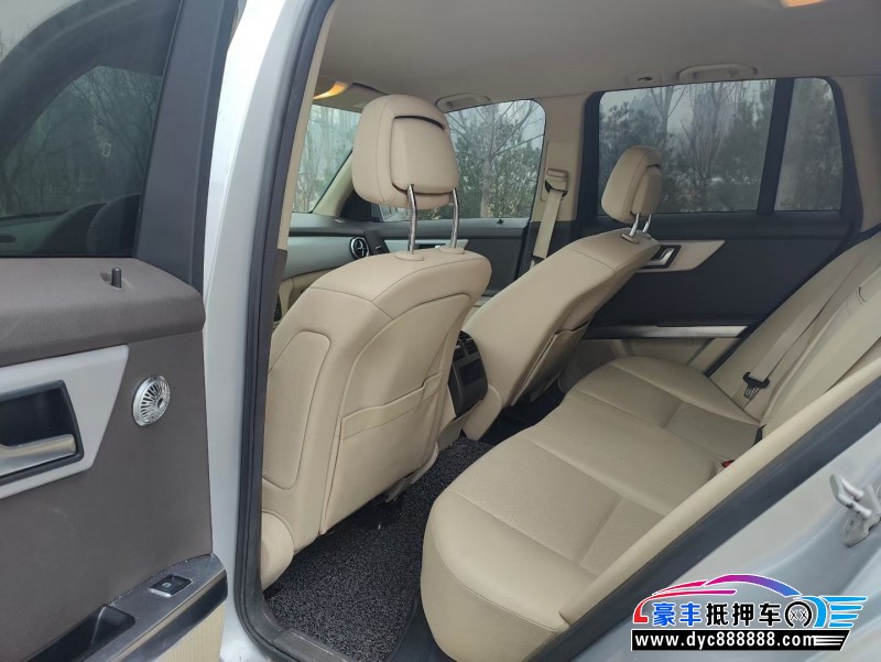 13年奔驰GLKSUV抵押车出售