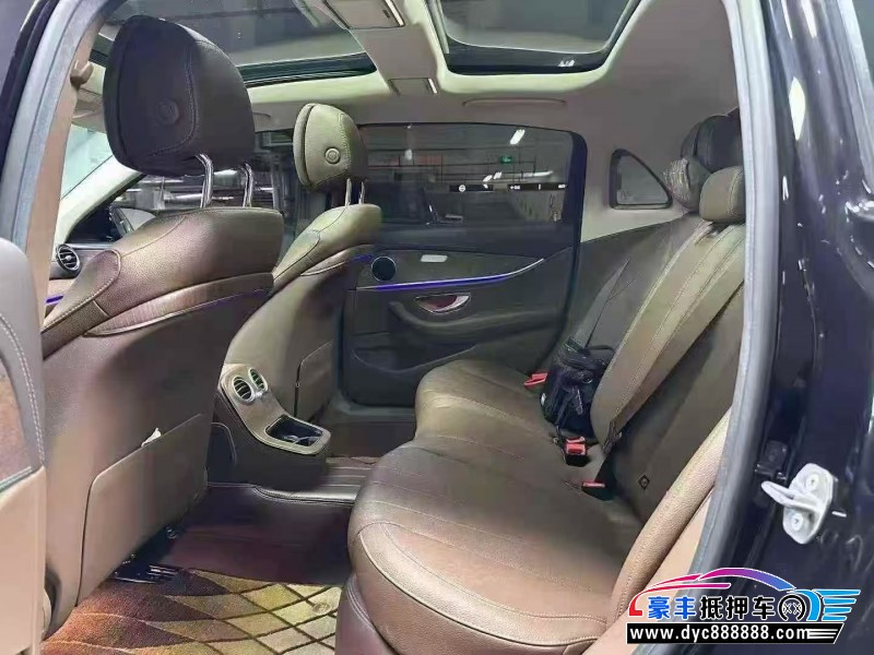 21年奔驰E轿车抵押车出售