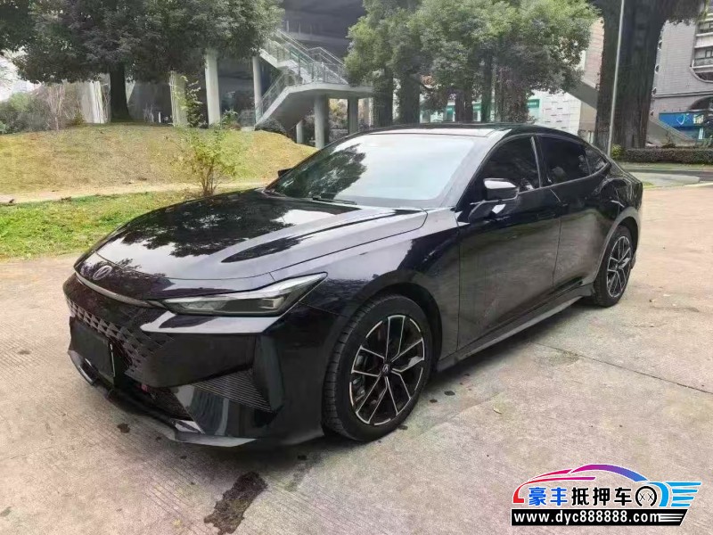 24年长安长安UNI轿车抵押车出售