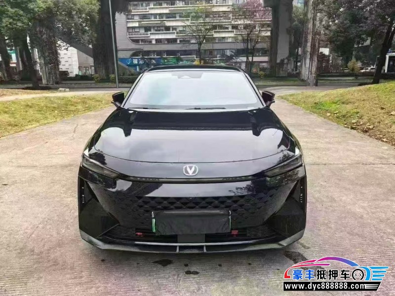 24年长安长安UNI轿车抵押车出售