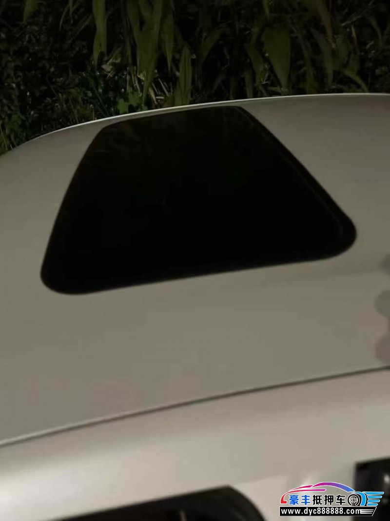 17年标致408轿车抵押车出售