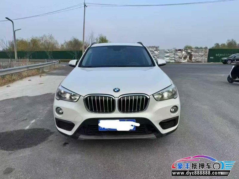 抵押车出售18年宝马X1轿车