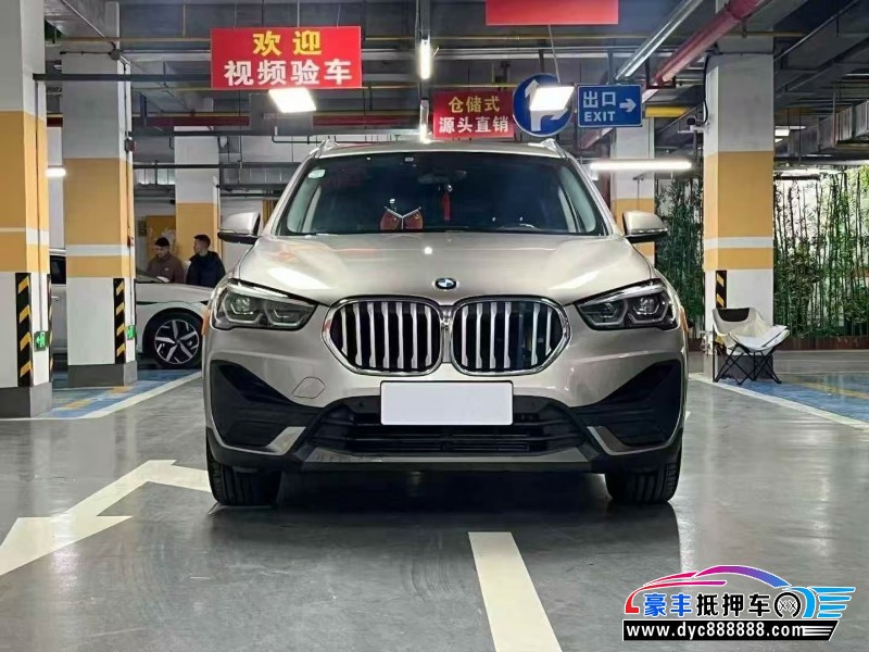 抵押车出售21年宝马X1轿车