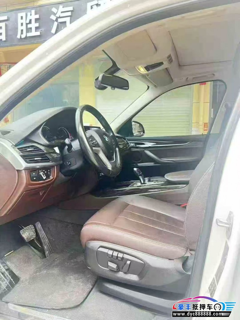 17年宝马X5轿车抵押车出售