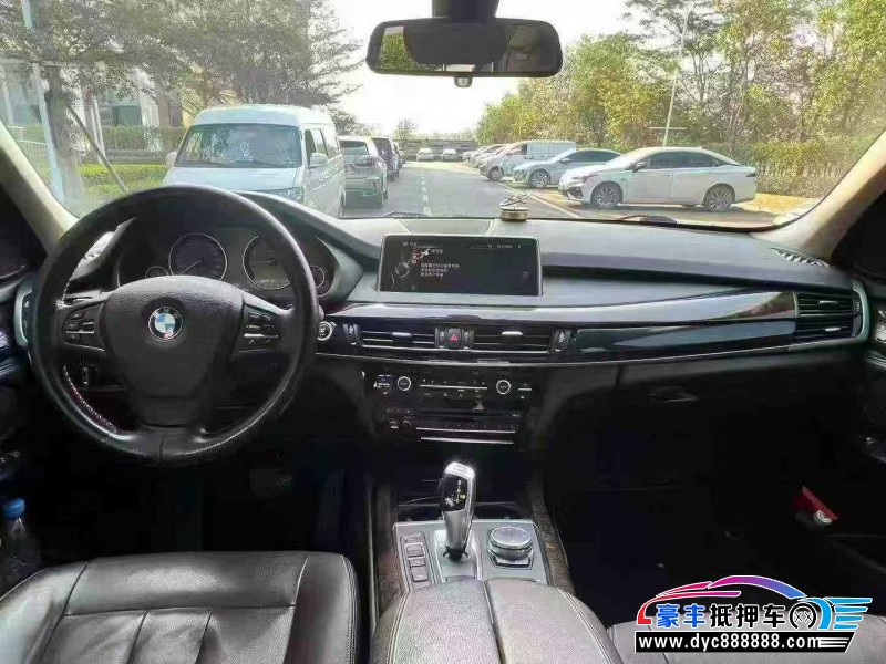 16年宝马X5轿车抵押车出售