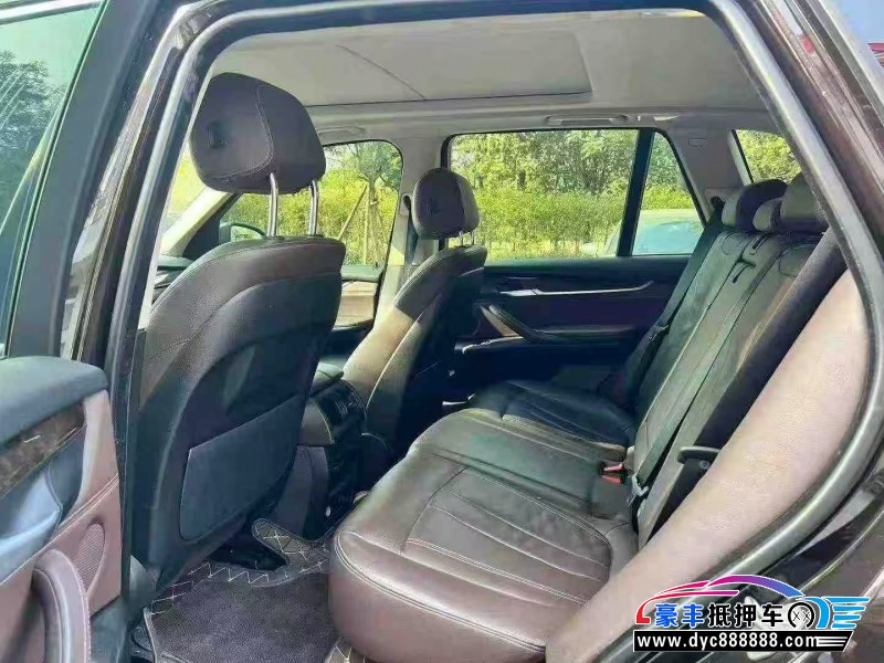 16年宝马X5轿车抵押车出售