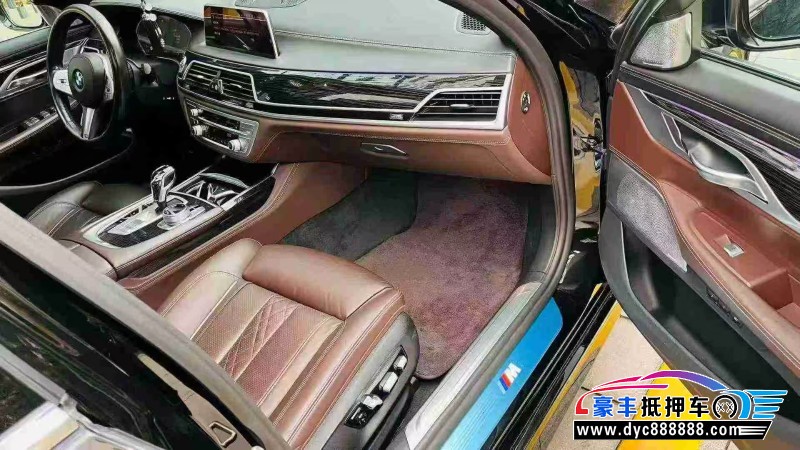 19年宝马7系轿车抵押车出售