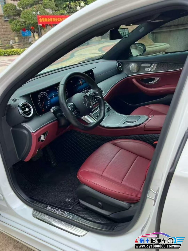 23年奔驰E轿车抵押车出售