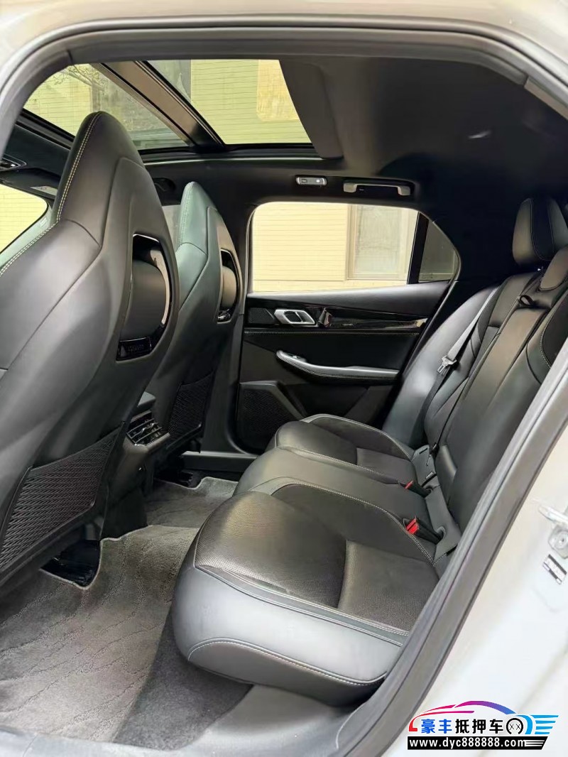 24年领克03轿车抵押车出售