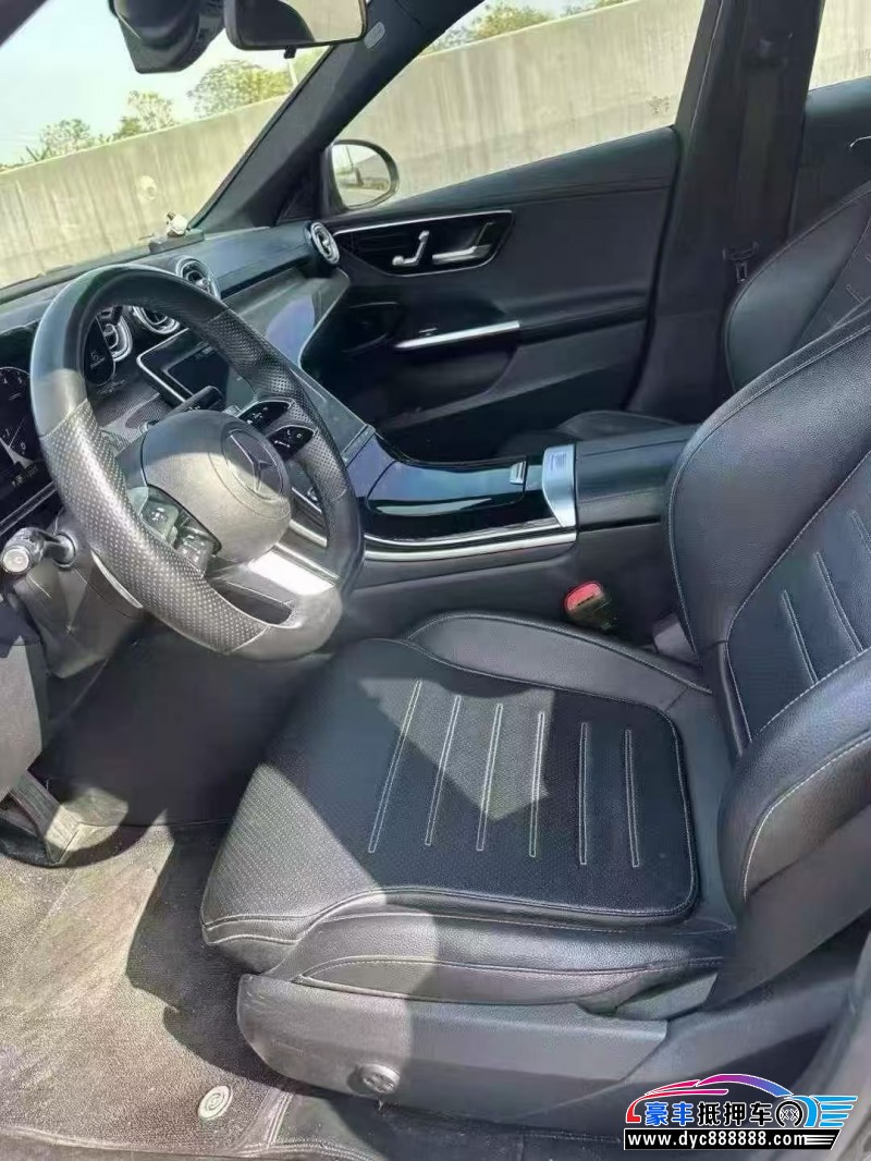 21年奔驰C轿车抵押车出售