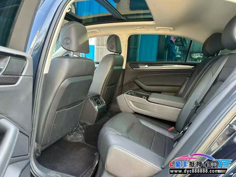 24年大众辉昂轿车抵押车出售