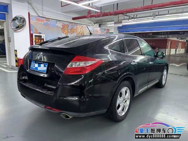 13年本田歌诗图轿车抵押车出售