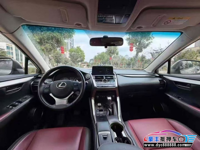 18年雷克萨斯NX轿车抵押车出售