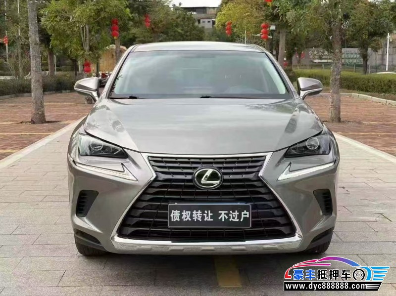 抵押车出售18年雷克萨斯NX轿车