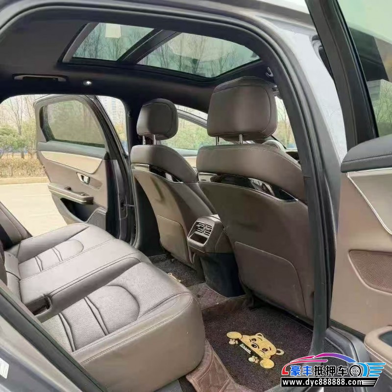 21年比亚迪汉轿车抵押车出售