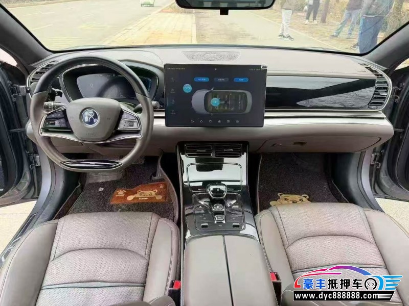 21年比亚迪汉轿车抵押车出售