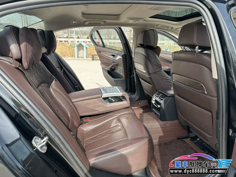 19年宝马5系轿车抵押车出售