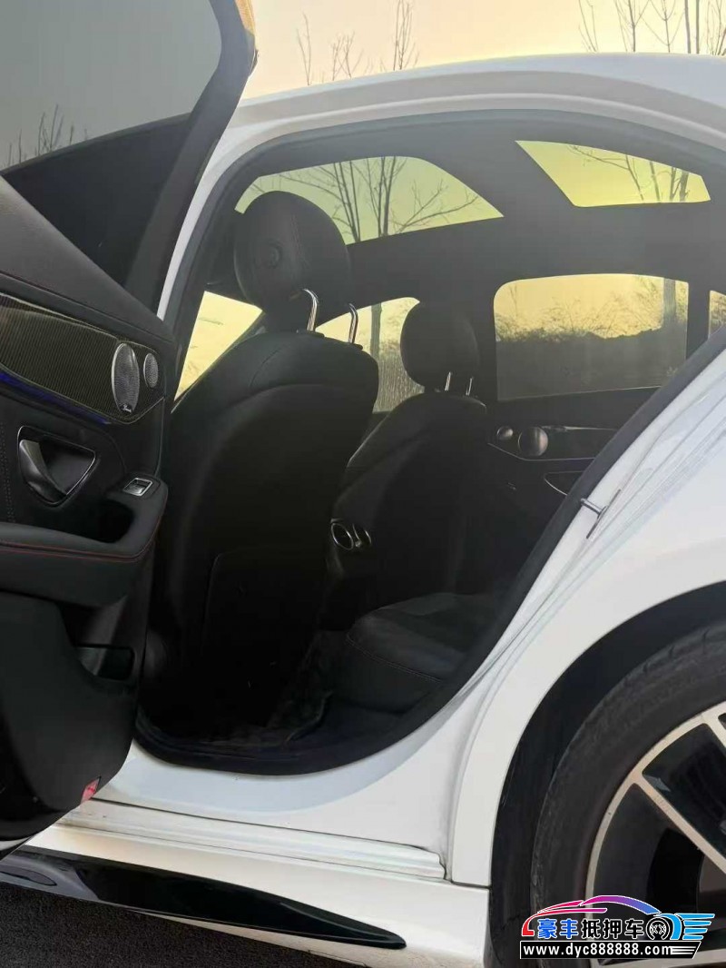 20年奔驰C级AMG轿车抵押车出售