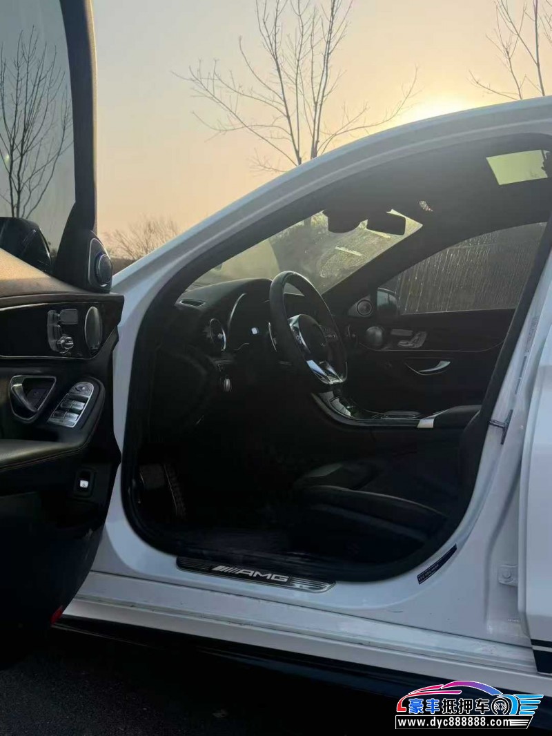 20年奔驰C级AMG轿车抵押车出售