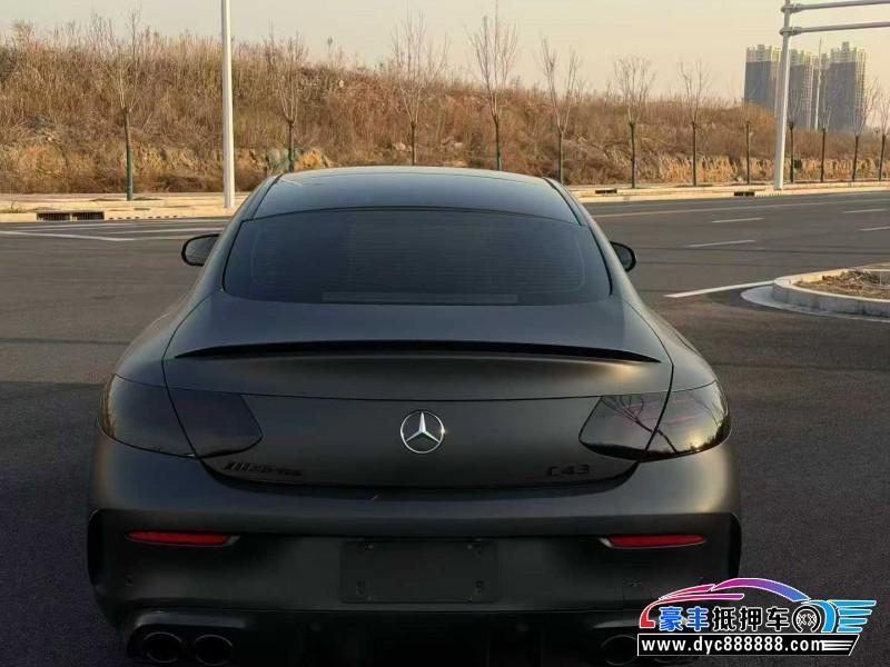 21年奔驰C轿车抵押车出售