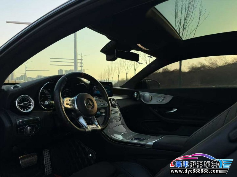 21年奔驰C轿车抵押车出售