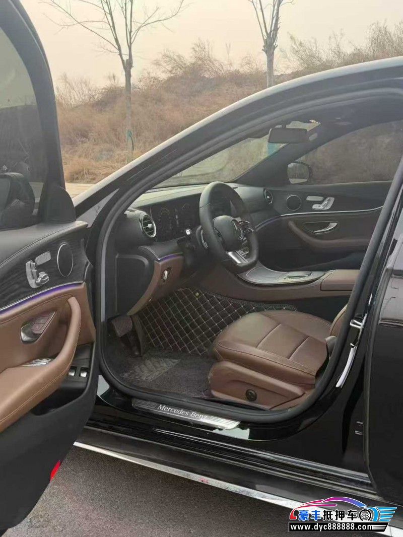 22年奔驰E轿车抵押车出售