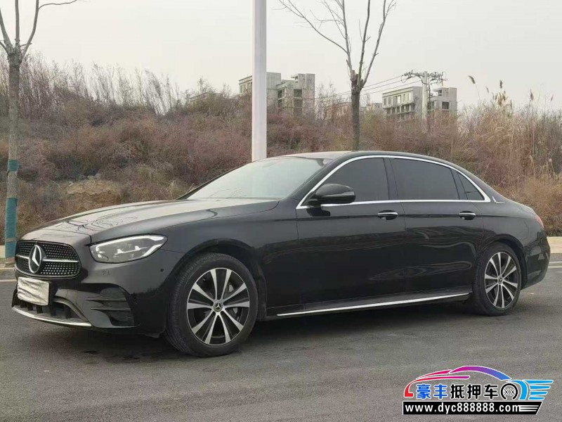 22年奔驰E轿车抵押车出售