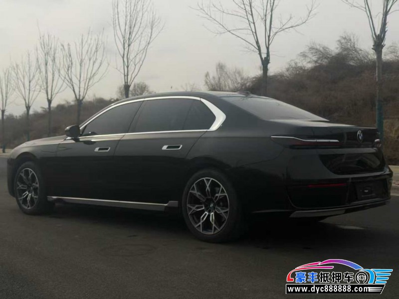 23年宝马7系轿车抵押车出售