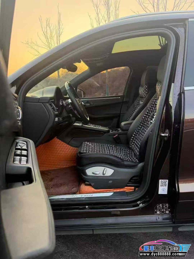 16年保时捷Macan迈凯轿车抵押车出售