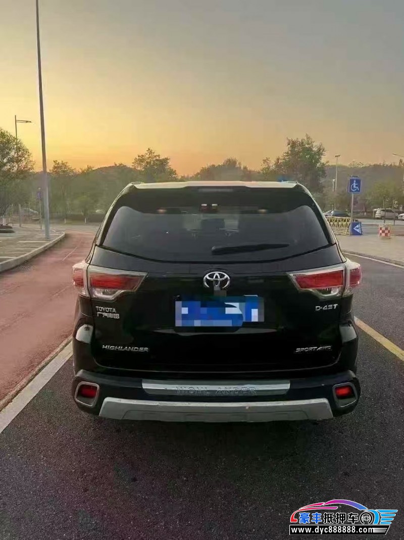 17年丰田汉兰达轿车抵押车出售