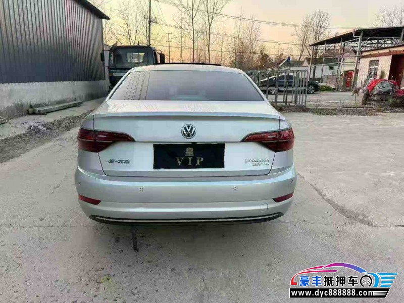 19年大众速腾轿车抵押车出售