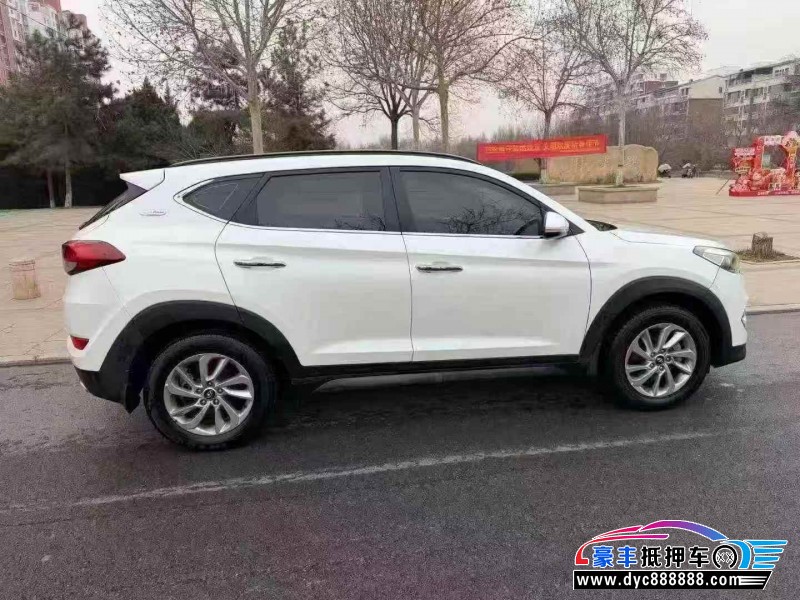 18年现代途胜SUV抵押车出售