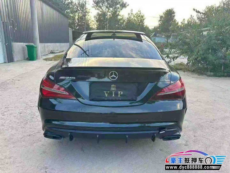 17年奔驰CLA级AMG轿车抵押车出售