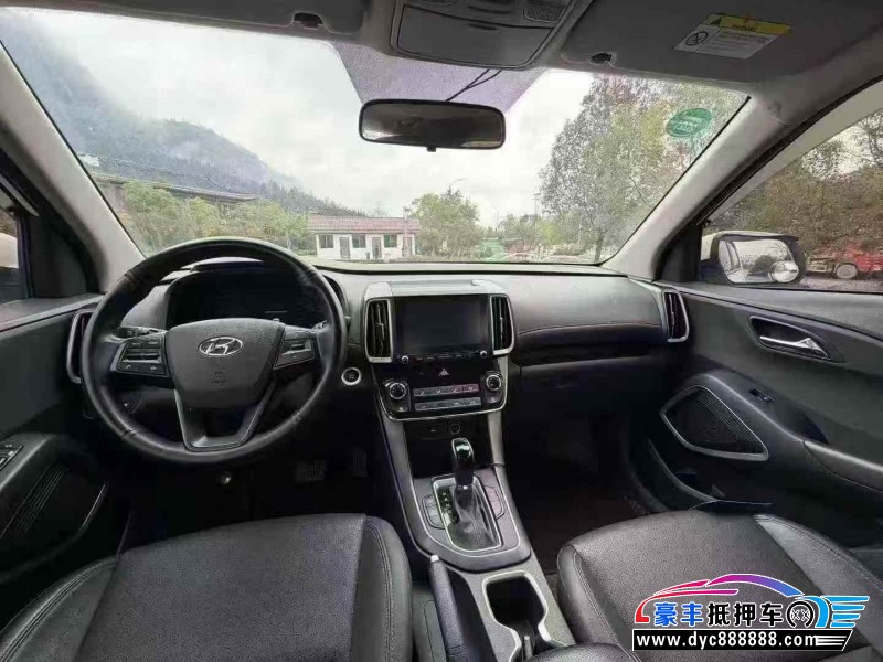 20年现代ix35SUV抵押车出售