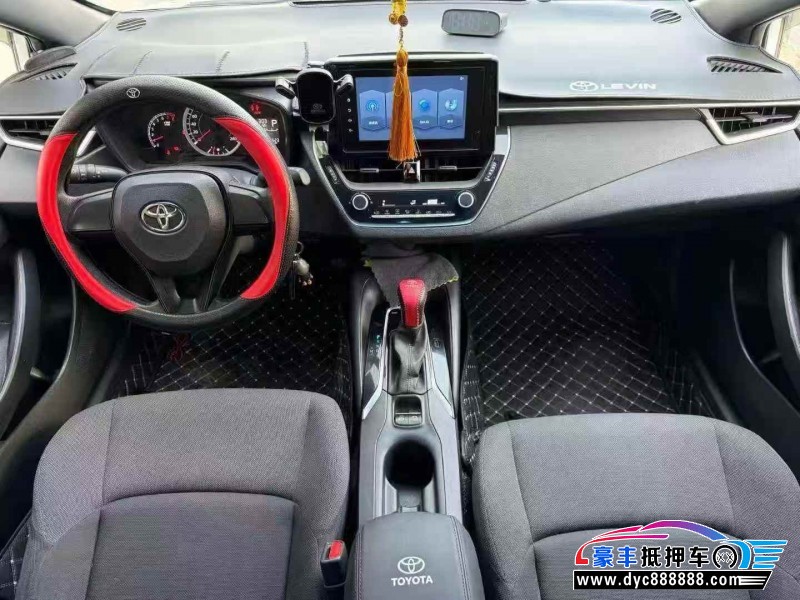 22年丰田雷凌轿车抵押车出售