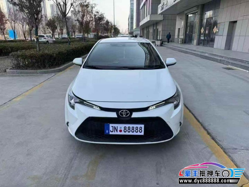 抵押车出售22年丰田雷凌轿车