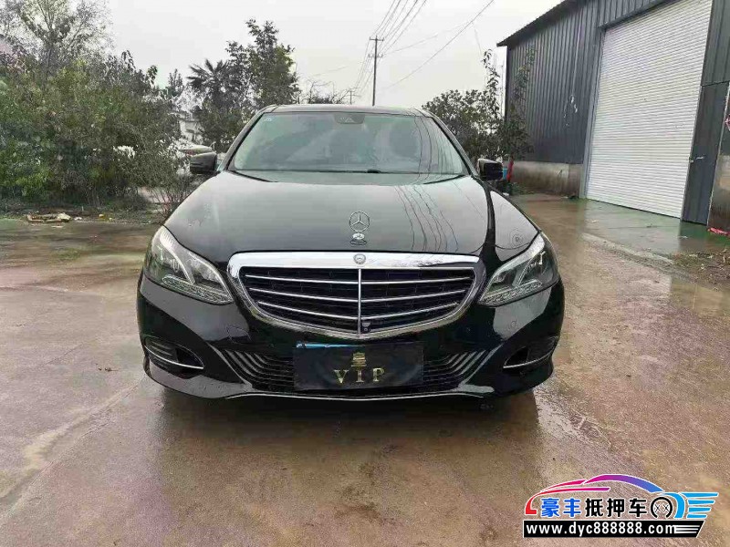 抵押车出售16年奔驰E轿车
