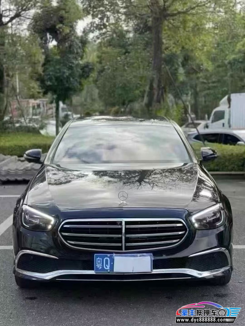 22年奔驰E轿车抵押车出售