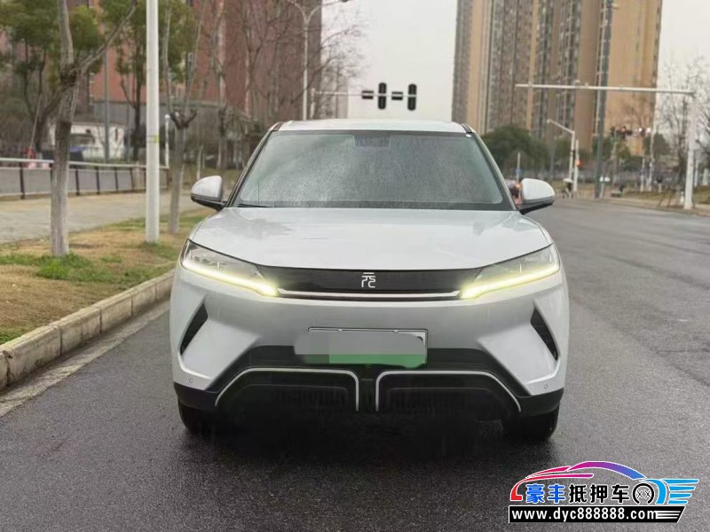 抵押车出售24年比亚迪元SUV