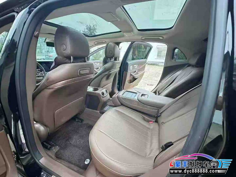 20年奔驰E轿车抵押车出售