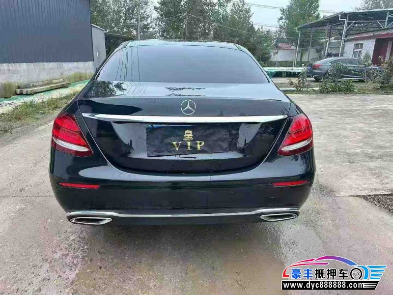 20年奔驰E轿车抵押车出售