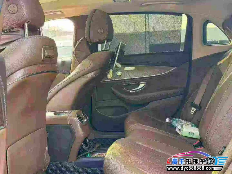 18年奔驰E轿车抵押车出售