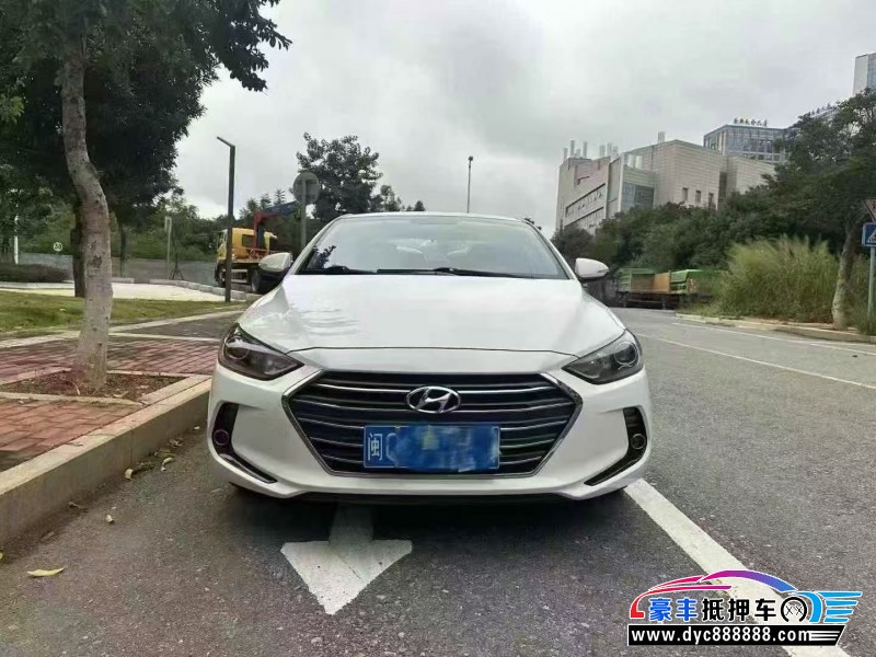 抵押车出售16年现代领动轿车