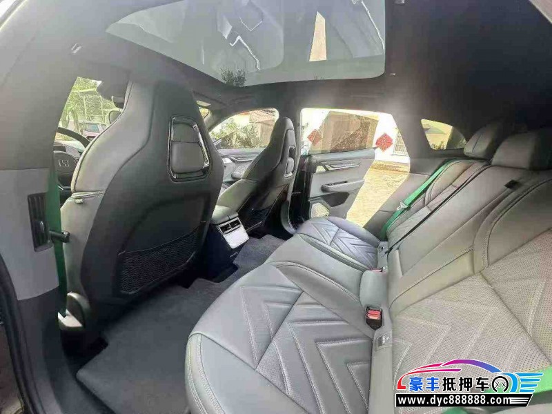 23年极氪001轿车抵押车出售