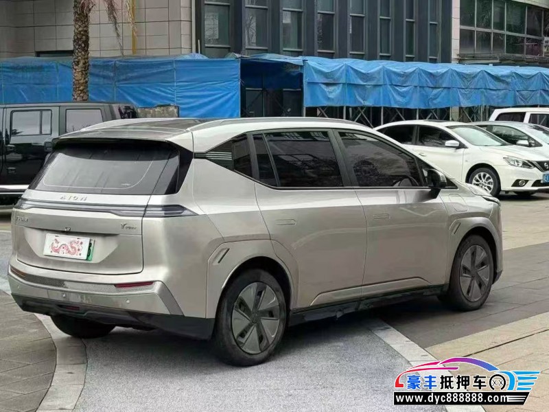 24年埃安Y80轿车抵押车出售