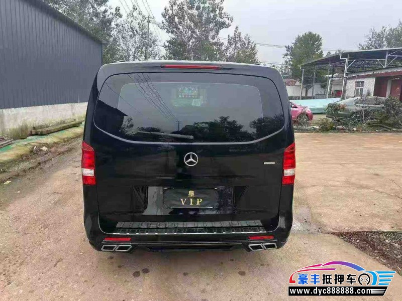 21年奔驰威霆轿车抵押车出售