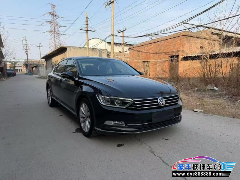 18年大众迈腾轿车抵押车出售